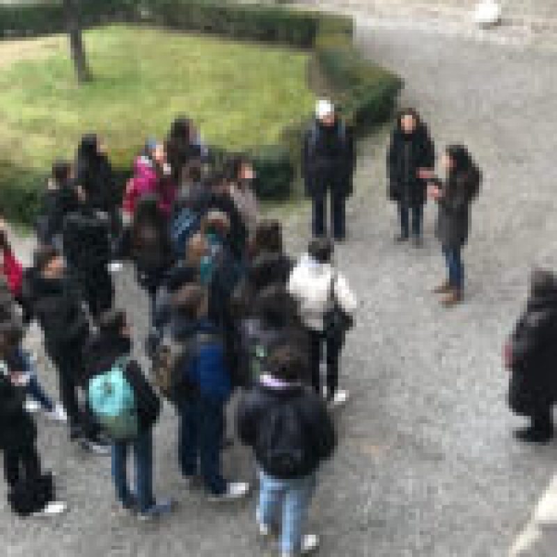 studenti e maestri in villa